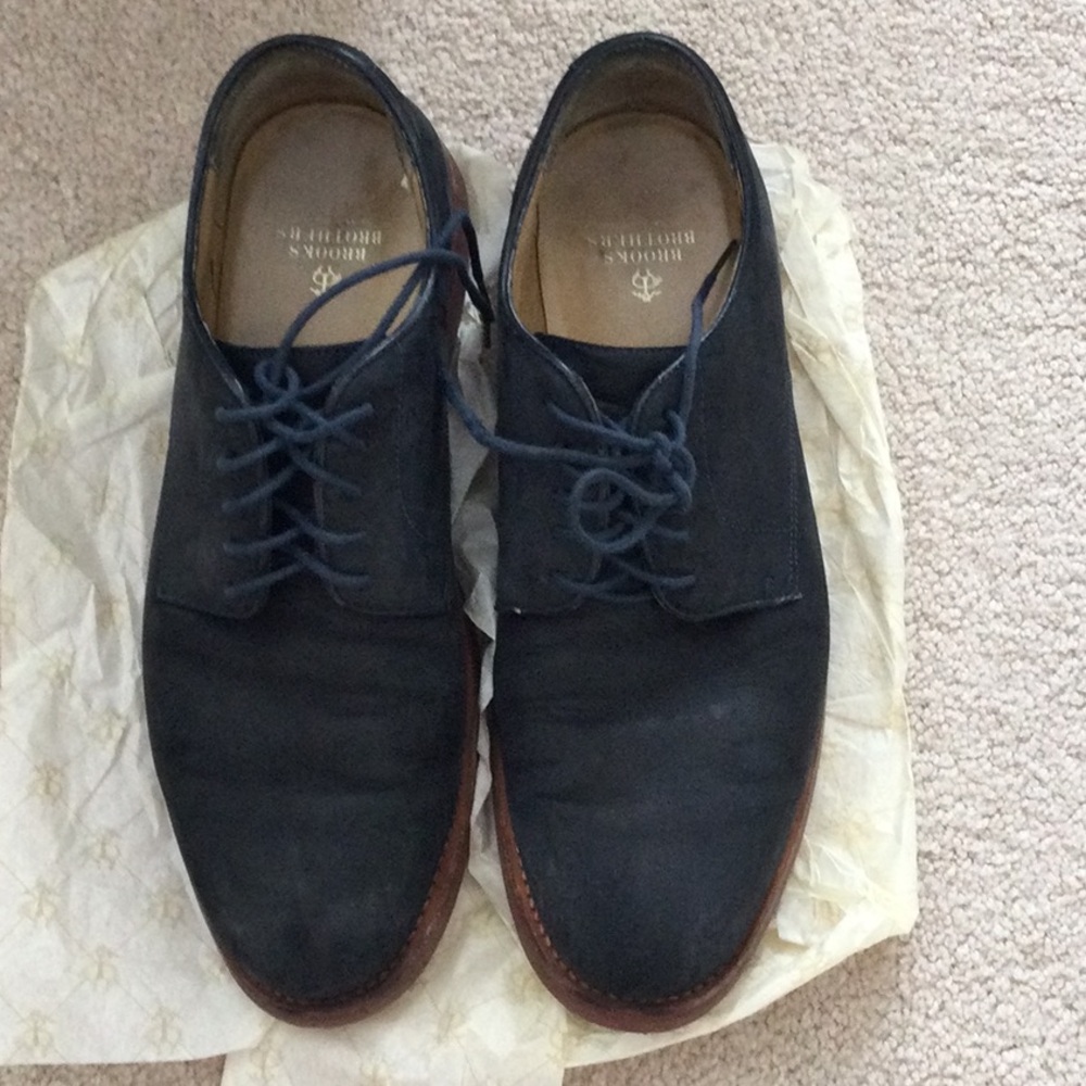 Men’s Navy Suede shoes by Brook’s Brothers